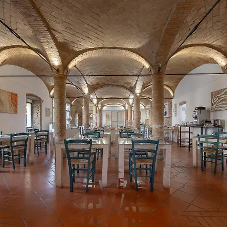 Dmora Retreat فندق