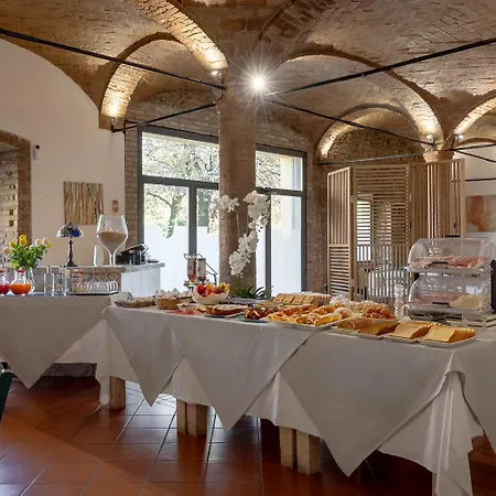 Dmora Retreat فندق